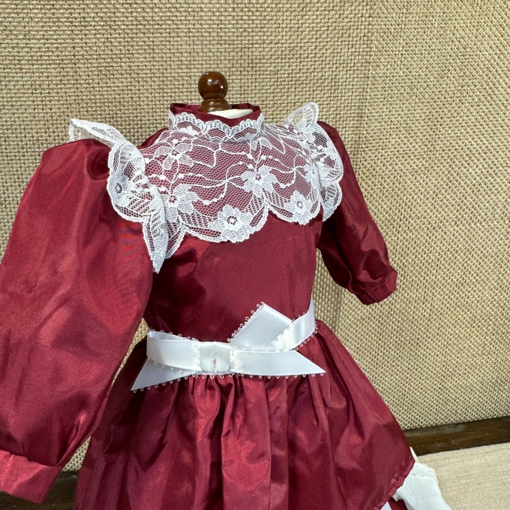 Pleasant Company American Girl Samantha Cranberry Christmas Dress Ribbon Tights - Picture 9 of 15